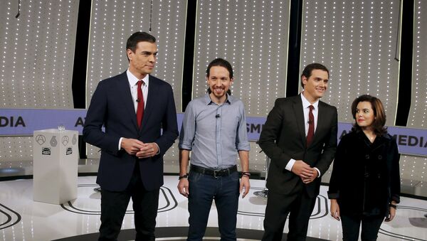 Pedro Sánchez (PSOE), Pablo Iglesias (Podemos), Albert Rivera (Ciudadanos), y Soraya Sáenz de Santamaría, vicepresidente del Gobierno de España - Sputnik Mundo