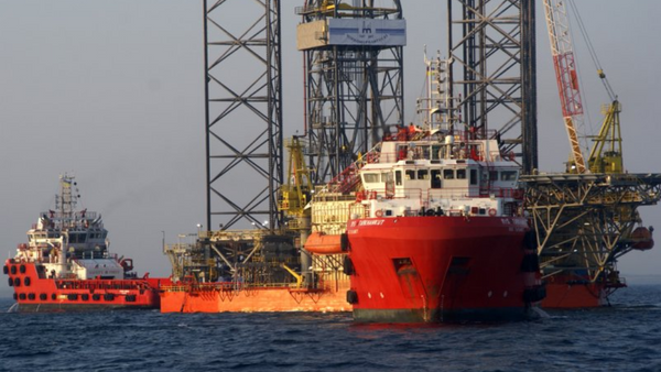 Plataforma de gas de Chernomorneftegas en el mar Negro - Sputnik Mundo