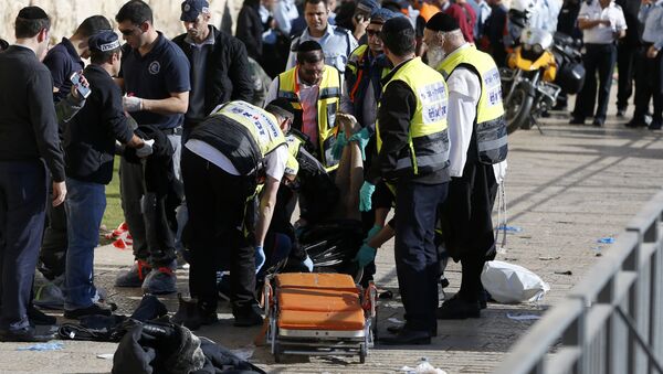 Dos israelíes mueren horas después de un ataque palestino en Jerusalén - Sputnik Mundo