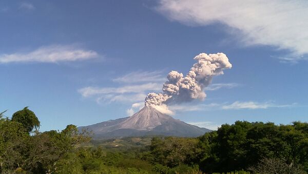 El volcán de Fuego en Guatemala (archivo) - Sputnik Mundo