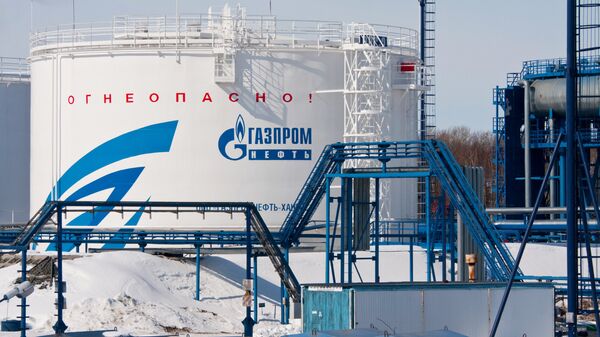 Refinerìa de petróleo de Gazprom Neft - Sputnik Mundo