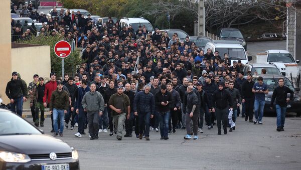 Manifestación de protesta en Ajaccio, la capital de la isla francesa de Córcega - Sputnik Mundo