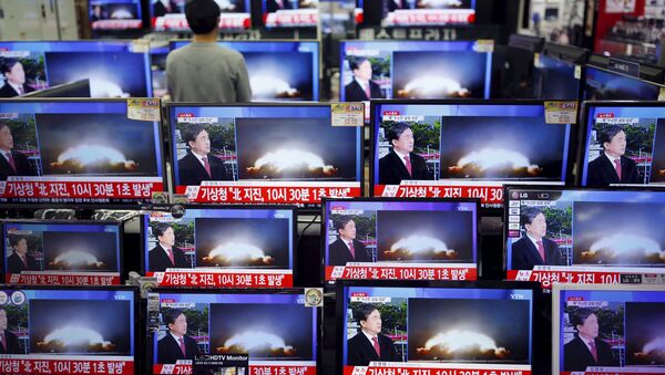 Prueba nuclear de Corea del Norte, transmitida por la televisión central (archivo) - Sputnik Mundo