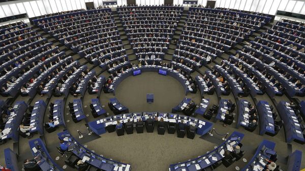 Parlamento Europeo en sesión (archivo) - Sputnik Mundo