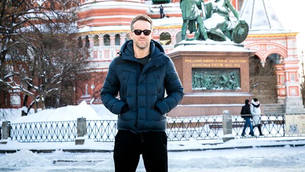 Un simple actor de Nueva York Ryan Reynolds en Moscú - Sputnik Mundo