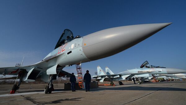 Caza ruso Su-35s de la generación 4++ - Sputnik Mundo