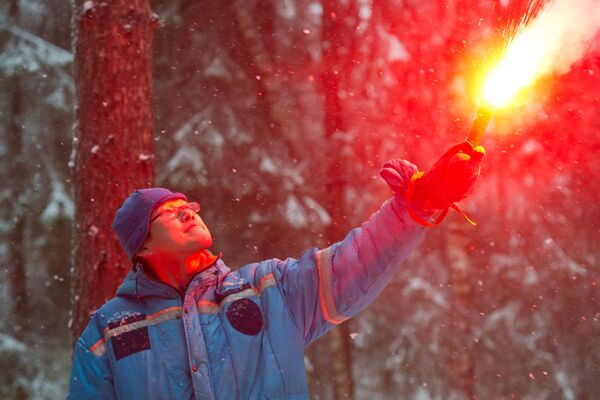 Simulacro de cosmonautas: sobrevivir en un bosque nevado - Sputnik Mundo