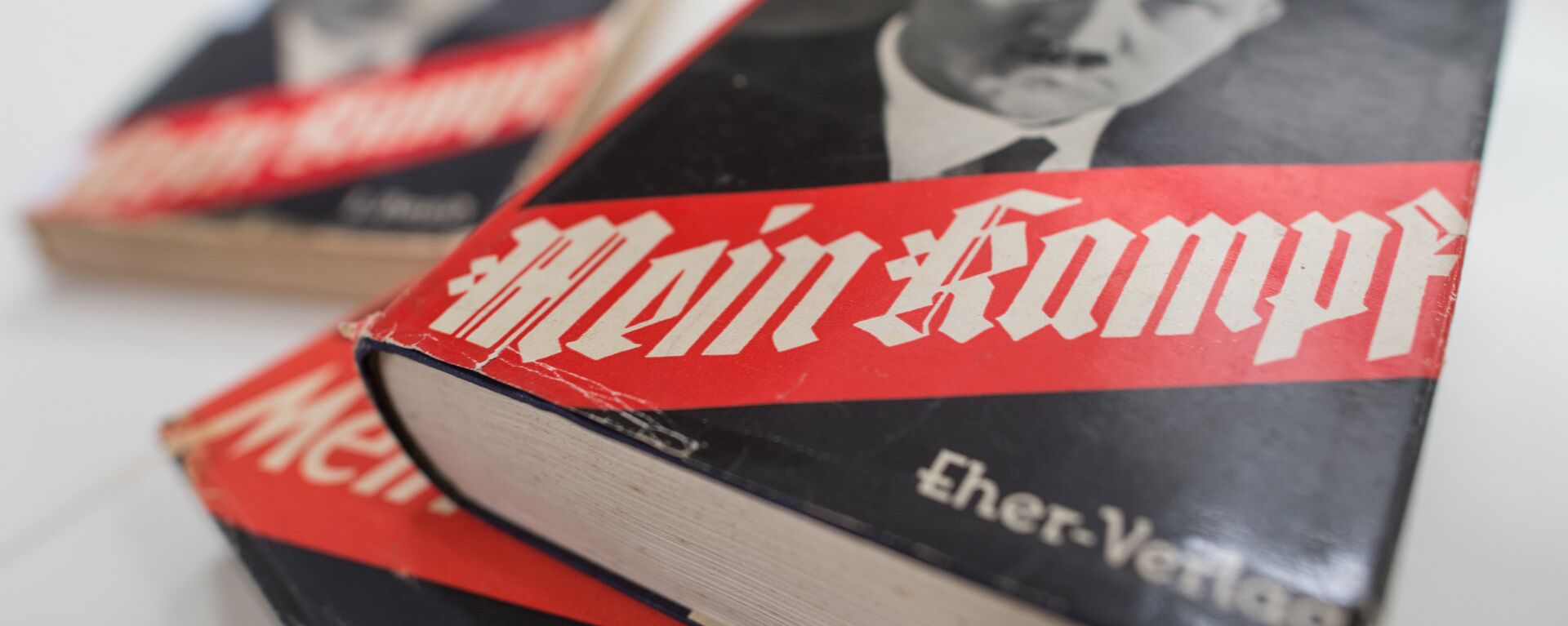 'Mein Kampf' ('Mi lucha') de Adolf Hilter - Sputnik Mundo, 1920, 07.01.2022