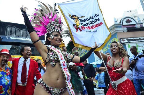 El Carnaval de Brasil: la fiesta que encarna al alma brasileña - Sputnik Mundo