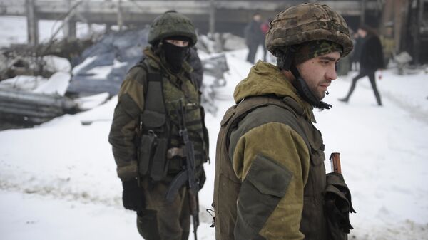 Militares de Donetsk - Sputnik Mundo
