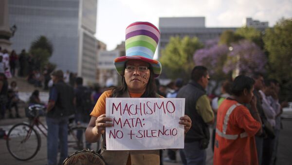 Una manifestación contra machismo en la Ciudad de México - Sputnik Mundo