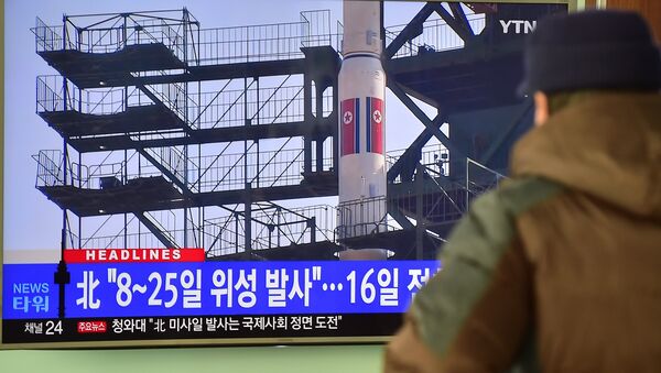 Corea del Norte da por exitoso el lanzamiento del misil de largo alcance - Sputnik Mundo