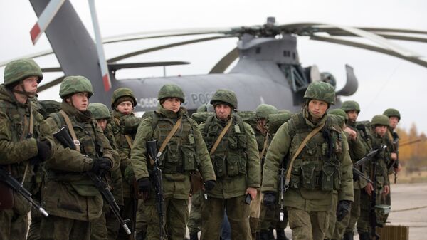 Entrenamientos de las Fuerzas Aerotransportadas rusas - Sputnik Mundo