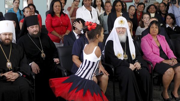 Patriarca Kiril en la Escuela Especial Solidaridad con Panamá - Sputnik Mundo