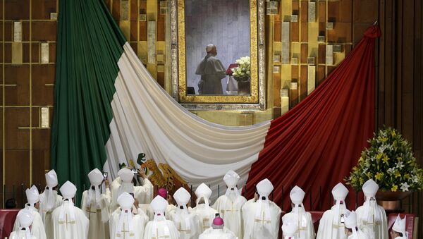Papa Francisco en la Basílica de la Virgen de Guadalupe - Sputnik Mundo