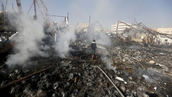 Bombardeos de la coalición árabe en Yemen (archivo) - Sputnik Mundo