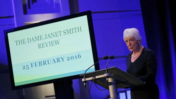 Presentadora del reporte Janet Smith en Londres - Sputnik Mundo