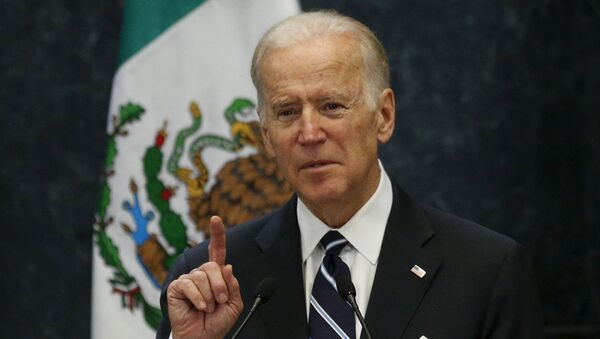 U.S. Vice President Joe Biden delivers a speech - Sputnik Mundo