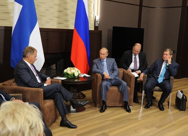 Presidente de Finlandia, Sauli Niinisto y presidente de Rusia, Vladímir Putin - Sputnik Mundo