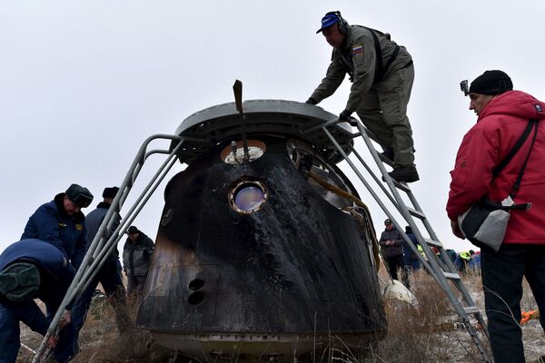 Participantes de una misión anual volvieron a la Tierra de la EEI - Sputnik Mundo