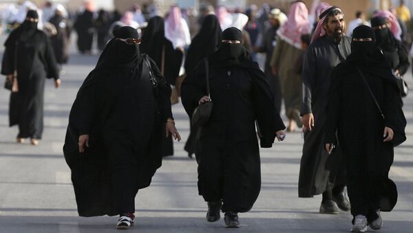 Las mujeres en Arabia Saudí - Sputnik Mundo