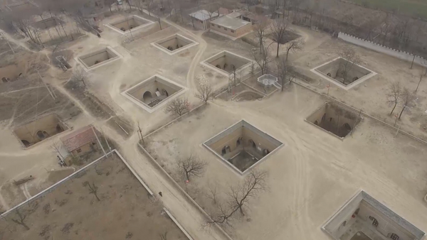 Captura de la pantalla del vídeo, grabado por un dron en Sanmenxiá, China - Sputnik Mundo