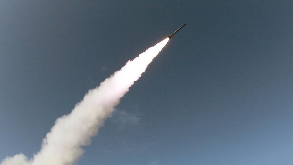 Lanzamiento de un misil norcoreano (Archivo) - Sputnik Mundo