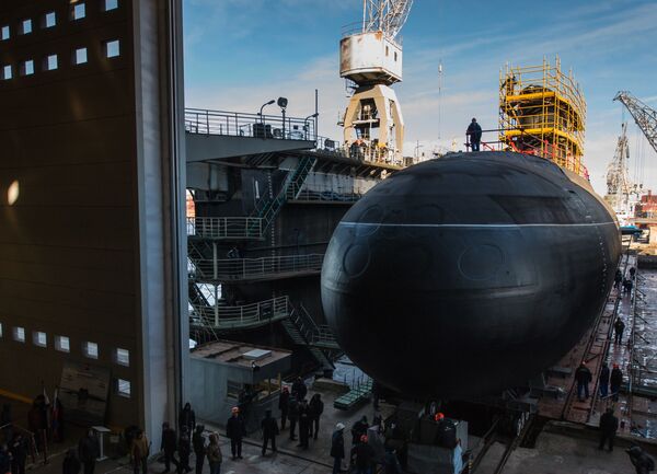 El lanzamiento del submarino Veliki Nóvgorod - Sputnik Mundo