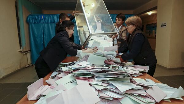 Las elecciones parlamentarias en Kazajistán - Sputnik Mundo