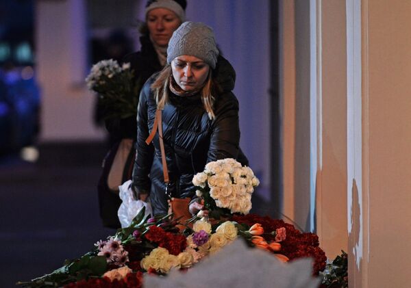 Eventos en memoria de los fallecidos en Bruselas - Sputnik Mundo