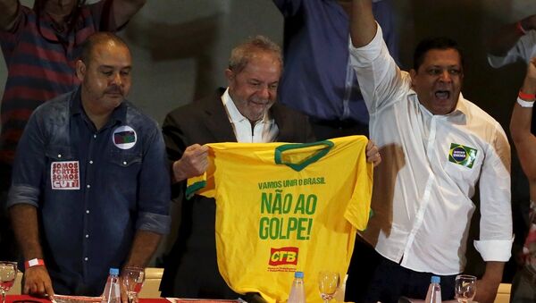 Lula da Silva, expresidente de Brasil (centro) - Sputnik Mundo