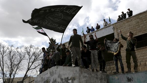 Militantes con banderas extremistas, Idlib, Siria - Sputnik Mundo