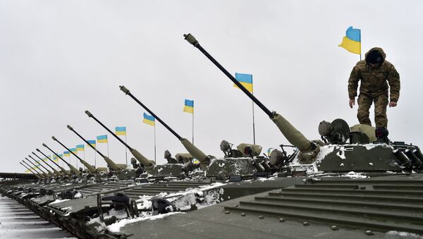 Ejercicios militares en Ucrania - Sputnik Mundo