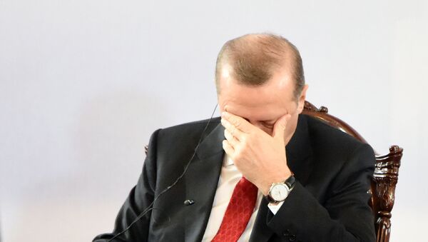 Turkey president Recep Tayyip Erdogan attends a press conference at the presidential palace in Abidjan, on February 29, 2016. - Sputnik Mundo