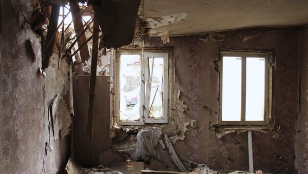 Edificios destruidos en la región de Donetsk - Sputnik Mundo