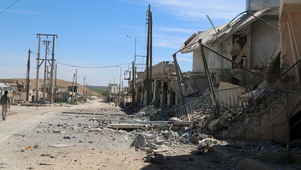 Edificios destruidos en la provincia de Alepo, Siria - Sputnik Mundo