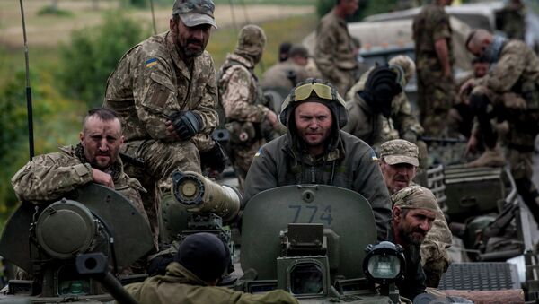 Los soldados ucranianos - Sputnik Mundo