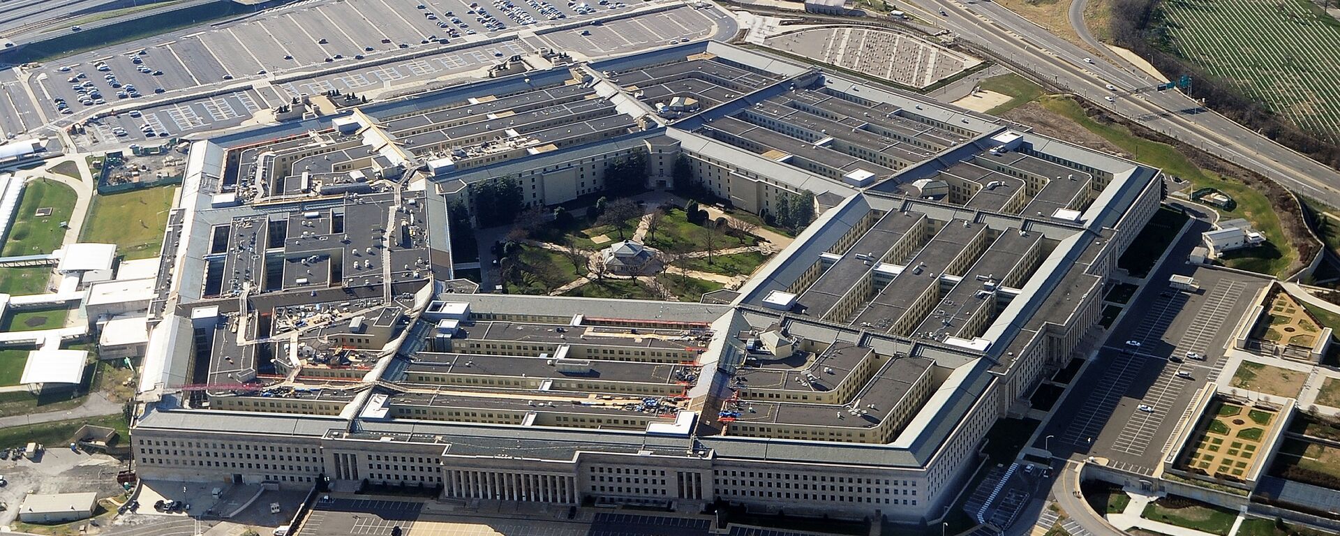 The Pentagon building in Washington, DC - Sputnik Mundo, 1920, 03.10.2023