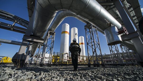 Instalación petrolífera en Yamalia, Rusia - Sputnik Mundo