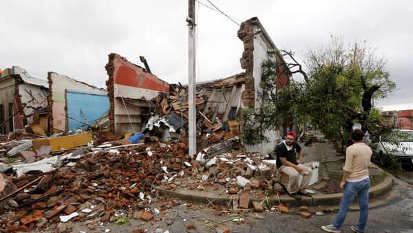 Consecuencias del tornado en Uruguayt - Sputnik Mundo