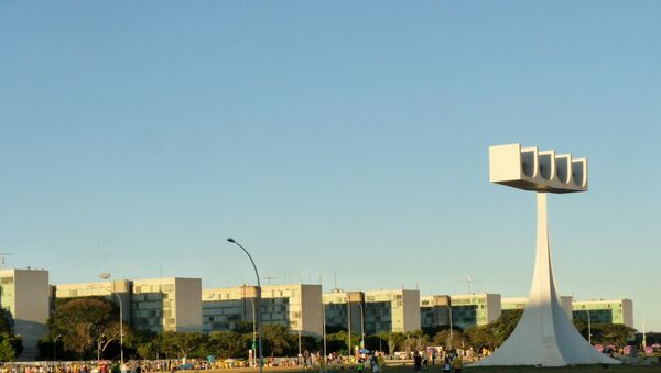 Sede de los ministerios del gobierno brasileño en Brasilia (archivo) - Sputnik Mundo