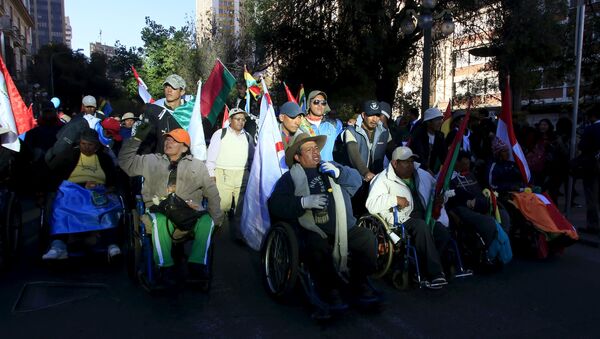Marcha de personas con discapacidades en Bolivia - Sputnik Mundo