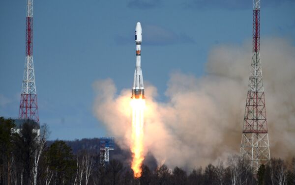 Primer lanzamiento de un cohete desde el cosmodrómo Vostochni - Sputnik Mundo