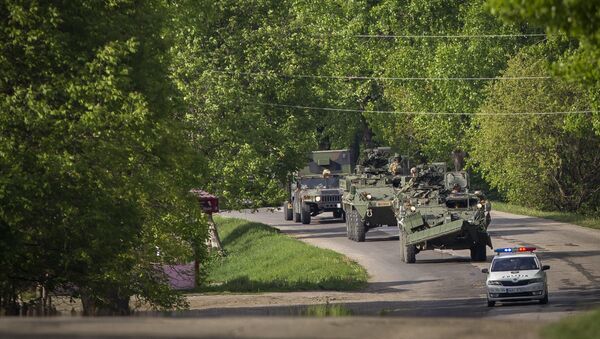 Vehículos militares de EEUU en Moldavia (archivo) - Sputnik Mundo