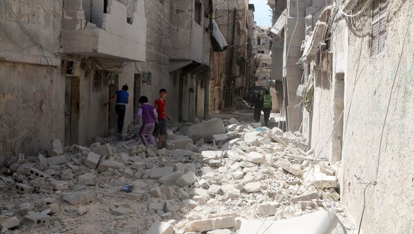 Barrio destruido en Alepo, Siria (archivo) - Sputnik Mundo