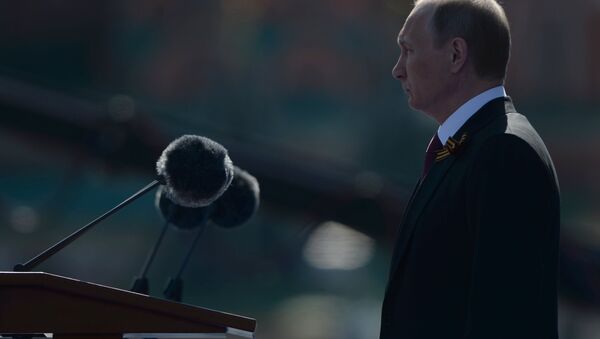 Vladímir Putin, presidente de Rusia, durante el discurso del Desfile militar dedicado al 71 aniversario de la Victoria en la Gran Guerra Patria - Sputnik Mundo