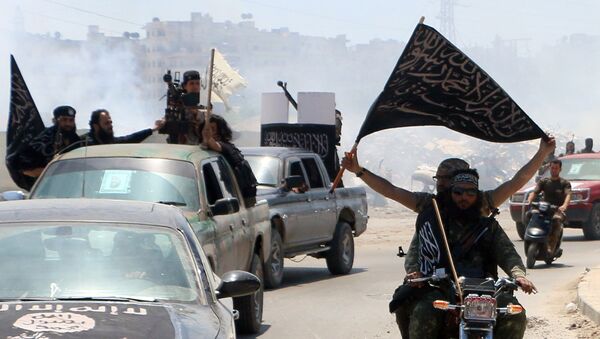 Militantes del grupo terrorista Frente Al Nusra en Siria - Sputnik Mundo