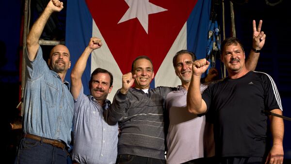 Members of The Cuban Five, from left, Gerardo Hernandez, Fernando Gonzalez, Antonio Guerrero, Rene Gonzalez and Ramon Labanino - Sputnik Mundo