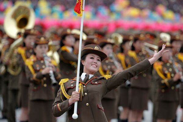 Impresionantes celebraciones en Pyongyang - Sputnik Mundo