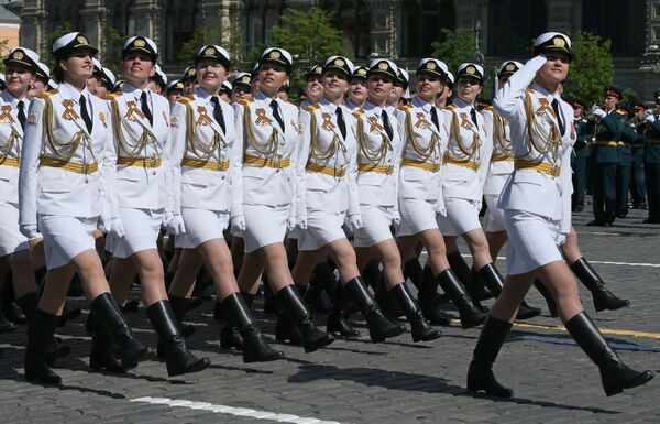 Mujeres guerreras: el uniforme militar femenino de diferentes países del mundo - Sputnik Mundo